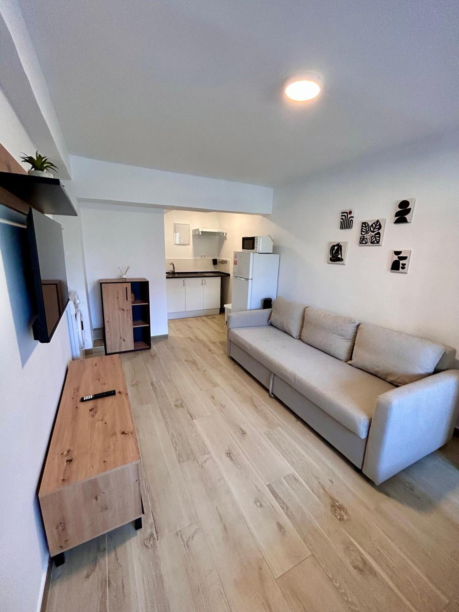 Apartamentos Ribadeo مدريد المظهر الخارجي الصورة