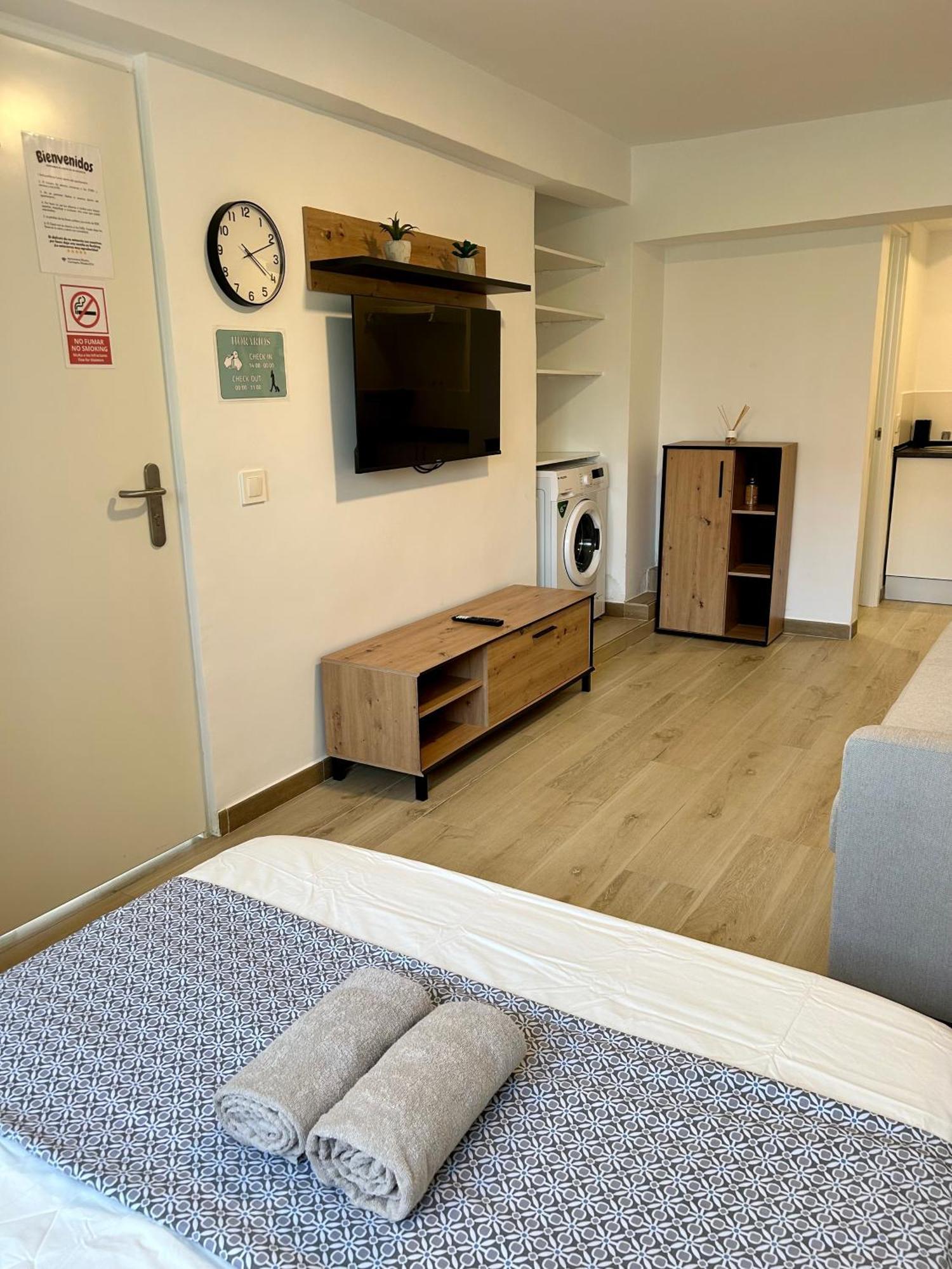 Apartamentos Ribadeo مدريد المظهر الخارجي الصورة